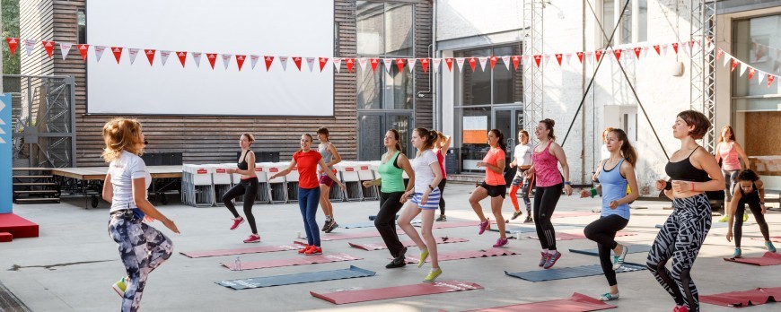 ТРЕНИРОВКА ПО АЭРОБИКЕ СОВМЕСТНО С ADIDAS И STRELKA INSTITUTE